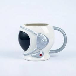 Astronaut Helmet Cups 550ml Ceramic Coffee Mugs with Handle Creative 3D Sculpted Tea Cups Unique Birthday Gift for Friends