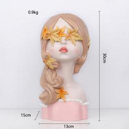 Birthday Gift Girl Statue Desktop Decor Supply Resin Girls Ornament Christmas Decoration for Home Beautiful Figurines Sculpture