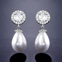 Delicate Fashion Silver Color Water Imitation Pearls Dangle Earrings for Women Shiny Elegant Earring Lady Wedding Jewelry