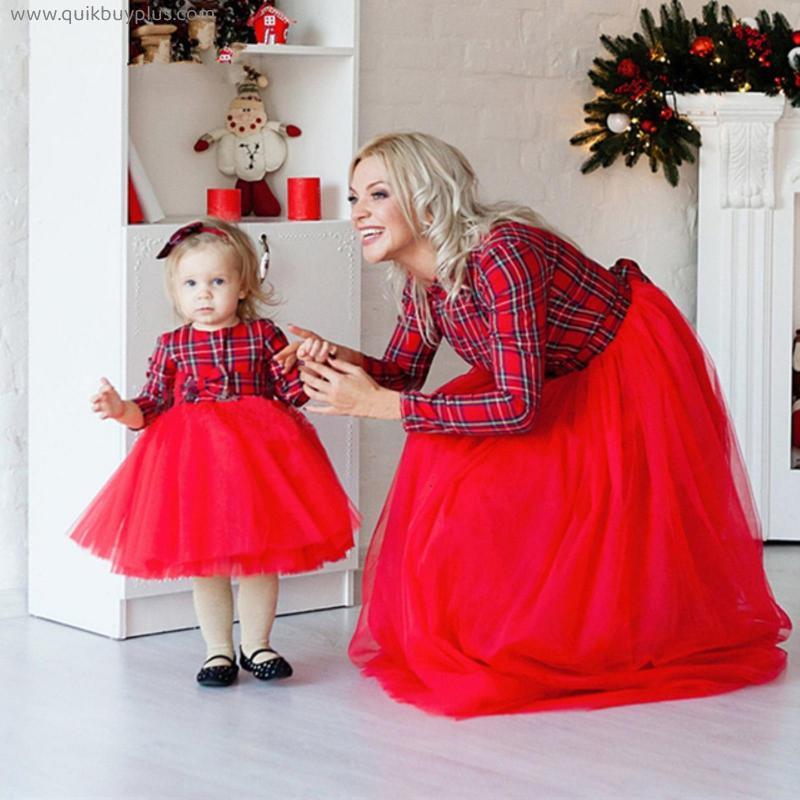 Family Matching Outfits Female Dress Kids New Year Family Look Mommy And Me Christmas Clothes Red Plaid Mother Daughter Dresses