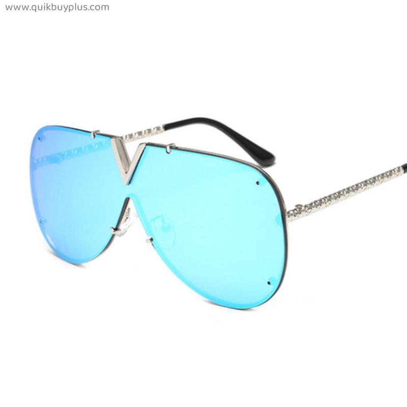 Fashion Oversized Women Sunglasses Luxury Brand Men V-Shape Sun Glasses Pilot Retro One-Piece Goggles Shades Eyewear UV400