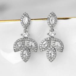 Fashion Simple Jewelry Elegant Leaf Zircon Stud Earrings For Women Wedding Party Accessories Gifts