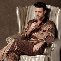 Mens Designer Pajamas for Men Sleepwear Set Pijama Set Long Sleeve Sleep Tops Trousers Sleep Wear Men Thin Ice Silk Pajama Set