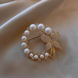 New Pearl and Rhinestone Circle Brooches for Women  Trendy Elegant Butterfly Brooch Pins Party Wedding Gifts