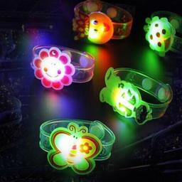 Novelty Toys Multicolor Light Flash Toys Gift For Kid Luminous LED Lights Creative Bracelet Watch Flash Wrist Luminous Toys