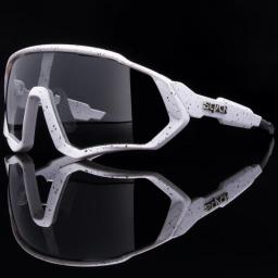 SCVCN Fashion Road Bicycle Glasses UV400 Photochromic Sunglasses MTB Men Women Sports Protection Eyewear Runing Cycling Goggles