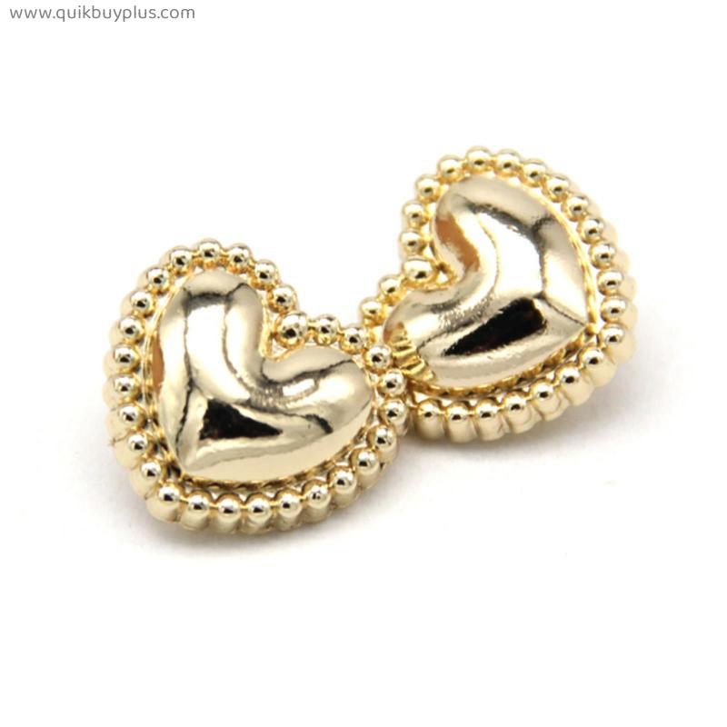 Vintage Heart Gold Metal Women Coat Buttons For Clothes Fashion Sweaters Dress Decorative Handmade DIY Accessories Wholesale