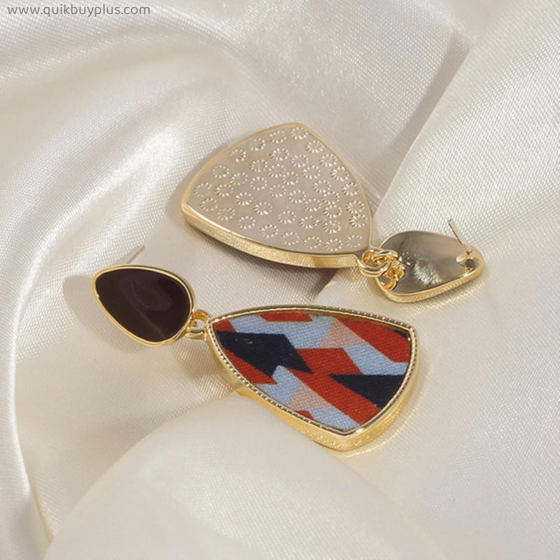 Vintage Leopard Print Fabric Clip on Earrings Contrast Splicing Design Non Pierced Earrings for Woman Versatile Jewelry